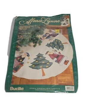 1997 Bucilla Alma Lynne Christmas Holiday Counted Cross Stitch Tree Skirt 83813